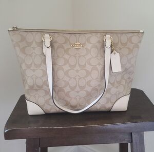Coach Tote